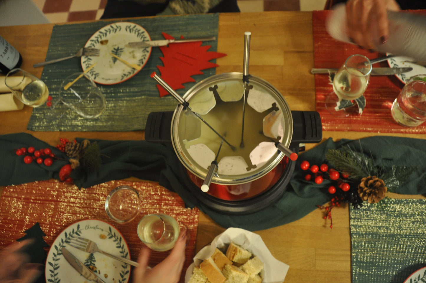 Christmas Special - Fondue and Wine by the Fireplace