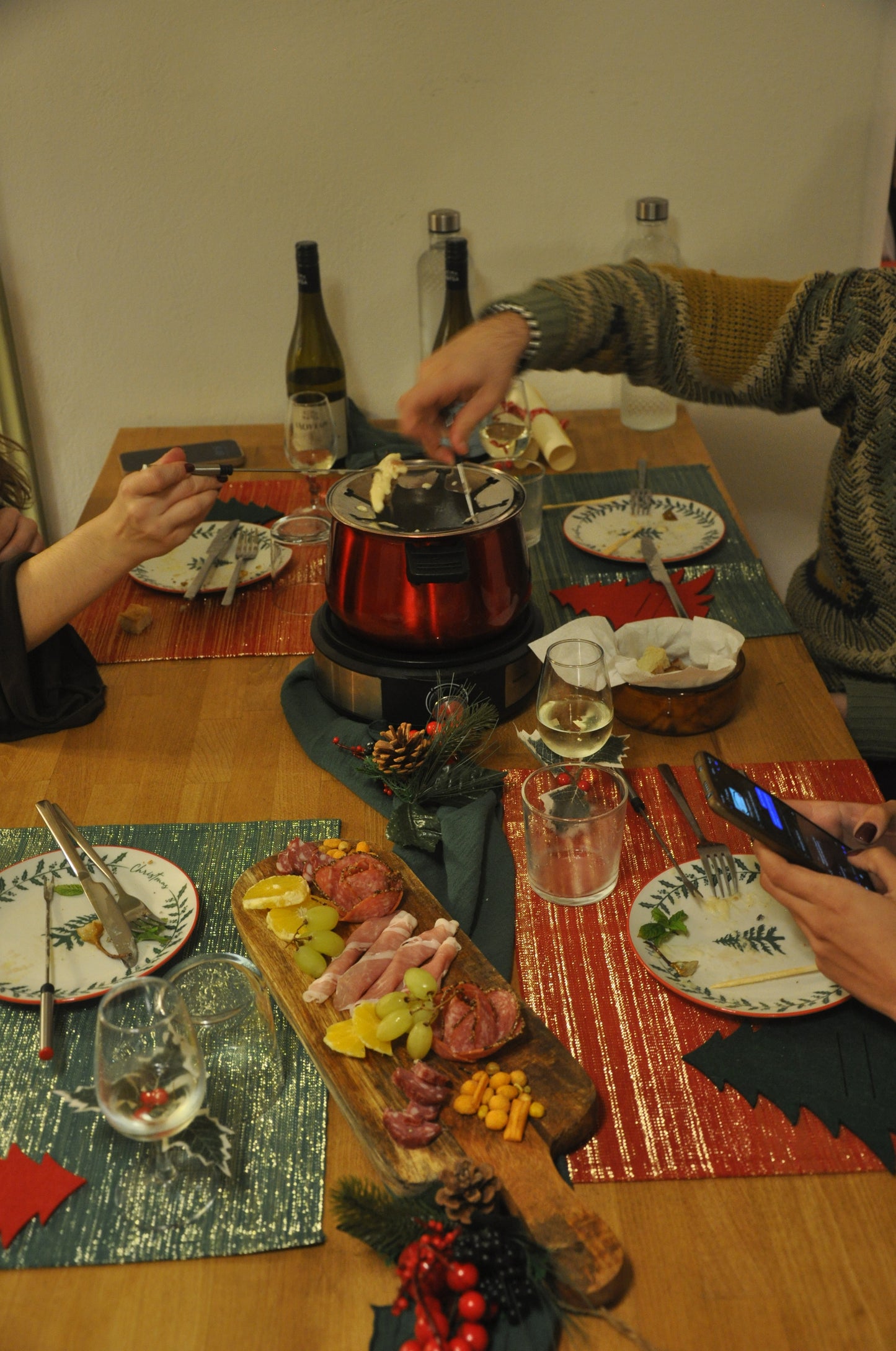 Christmas Special - Fondue and Wine by the Fireplace